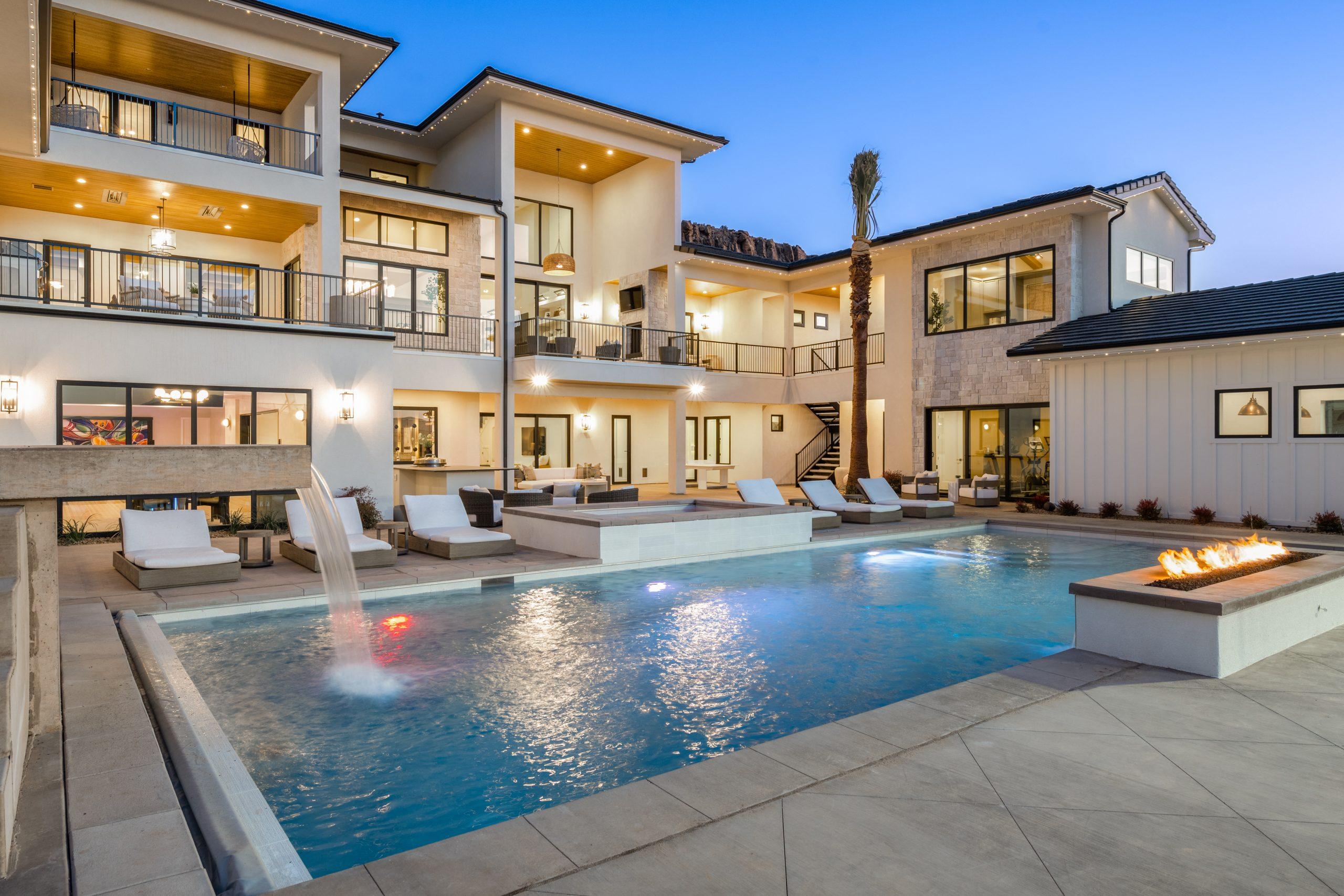 Resort-Style Pool & Spa